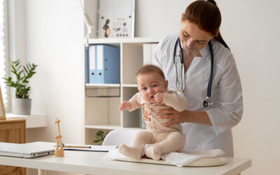 Com qual frequência devo levar meu filho ao pediatra?